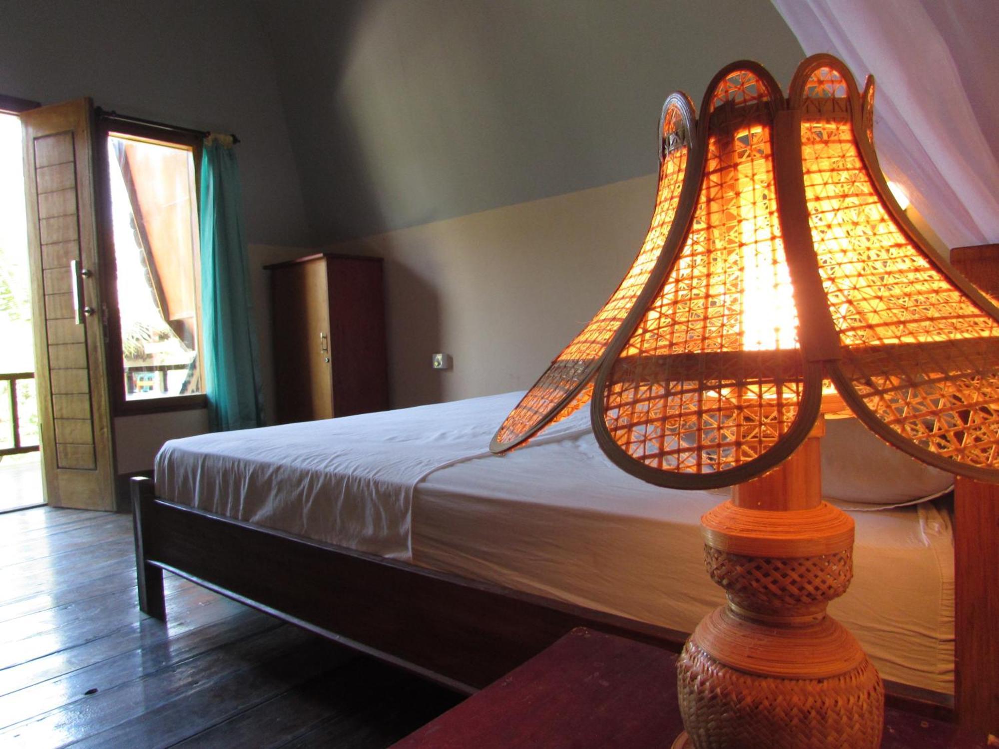 II Bungalow Gili Meno Habitación foto